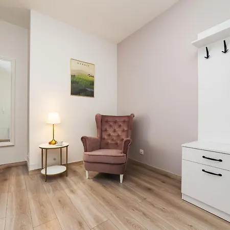 Jana Apartment *